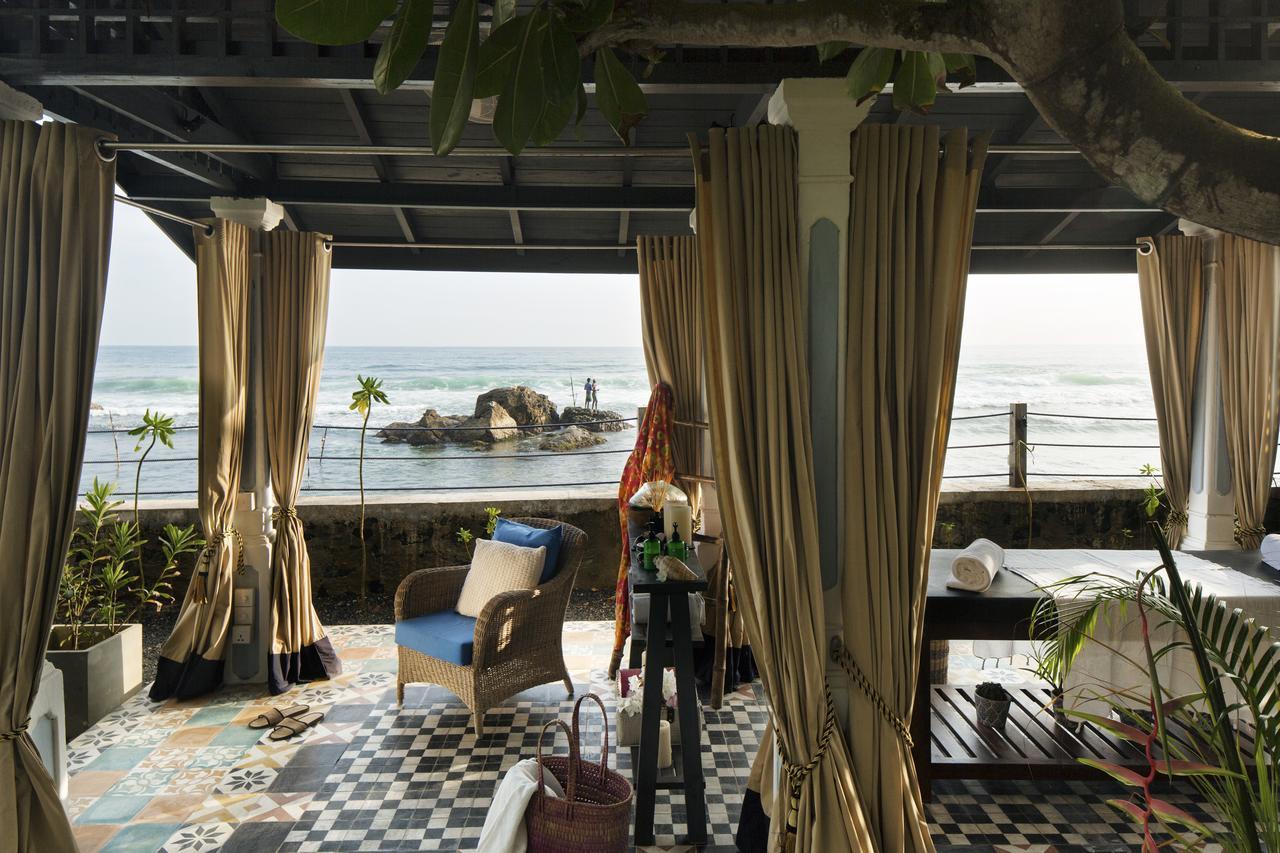 Owl And The Pussycat Hotel & Restaurant Унаватуна Екстериор снимка